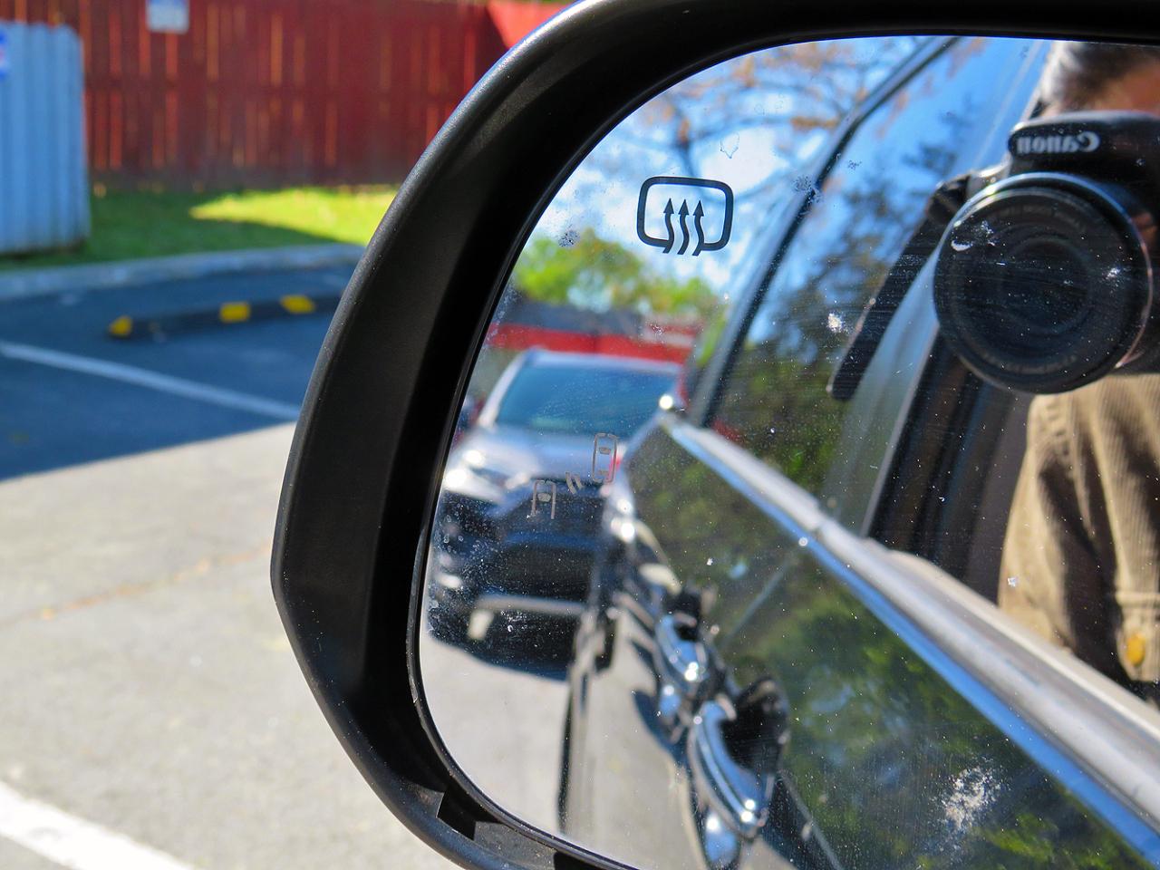 Toyota Sienna XLE Auto Access Seat FWD 7-Passenger (Natl) 2019