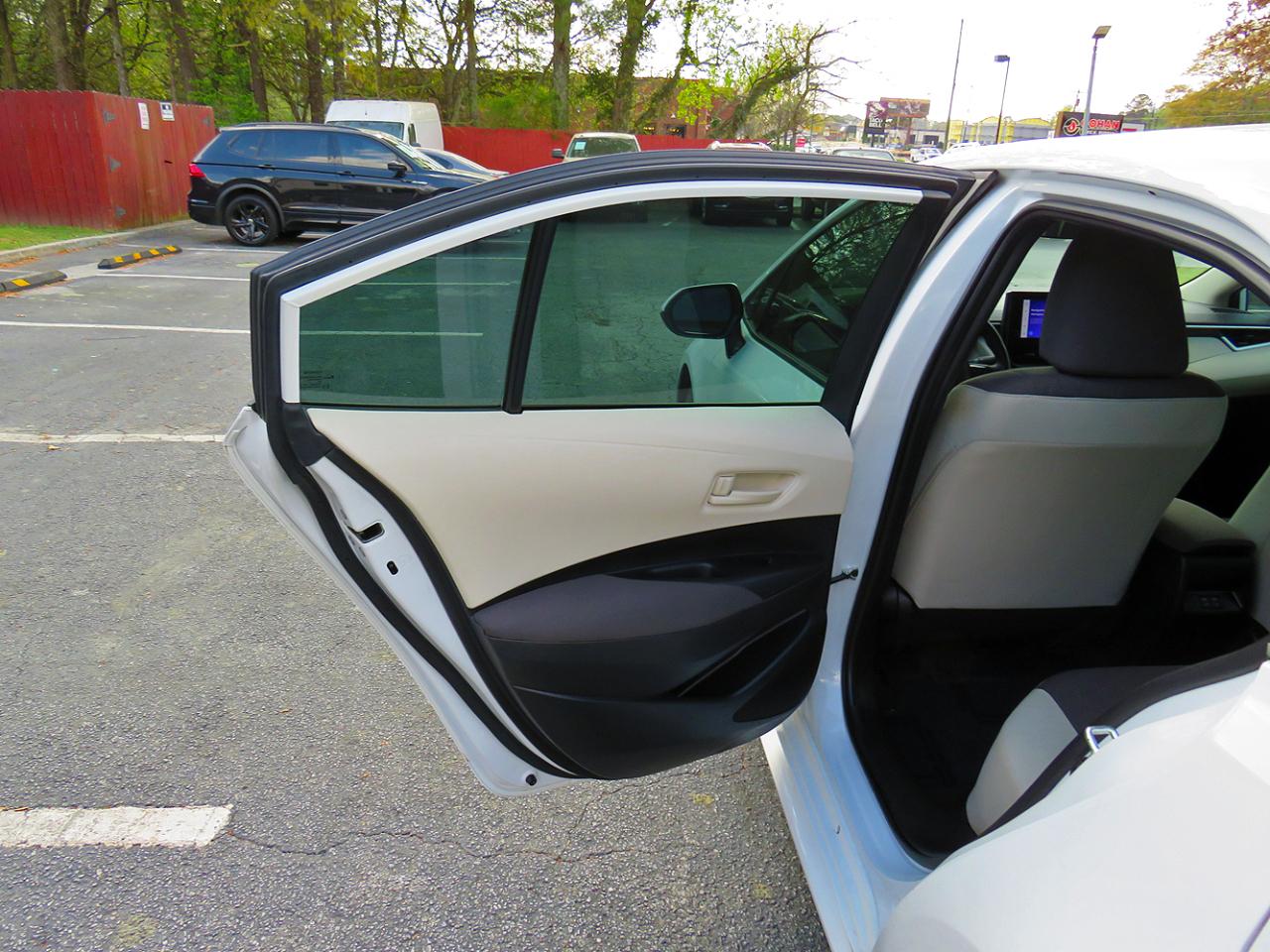 Toyota Corolla LE CVT (Natl) 2023