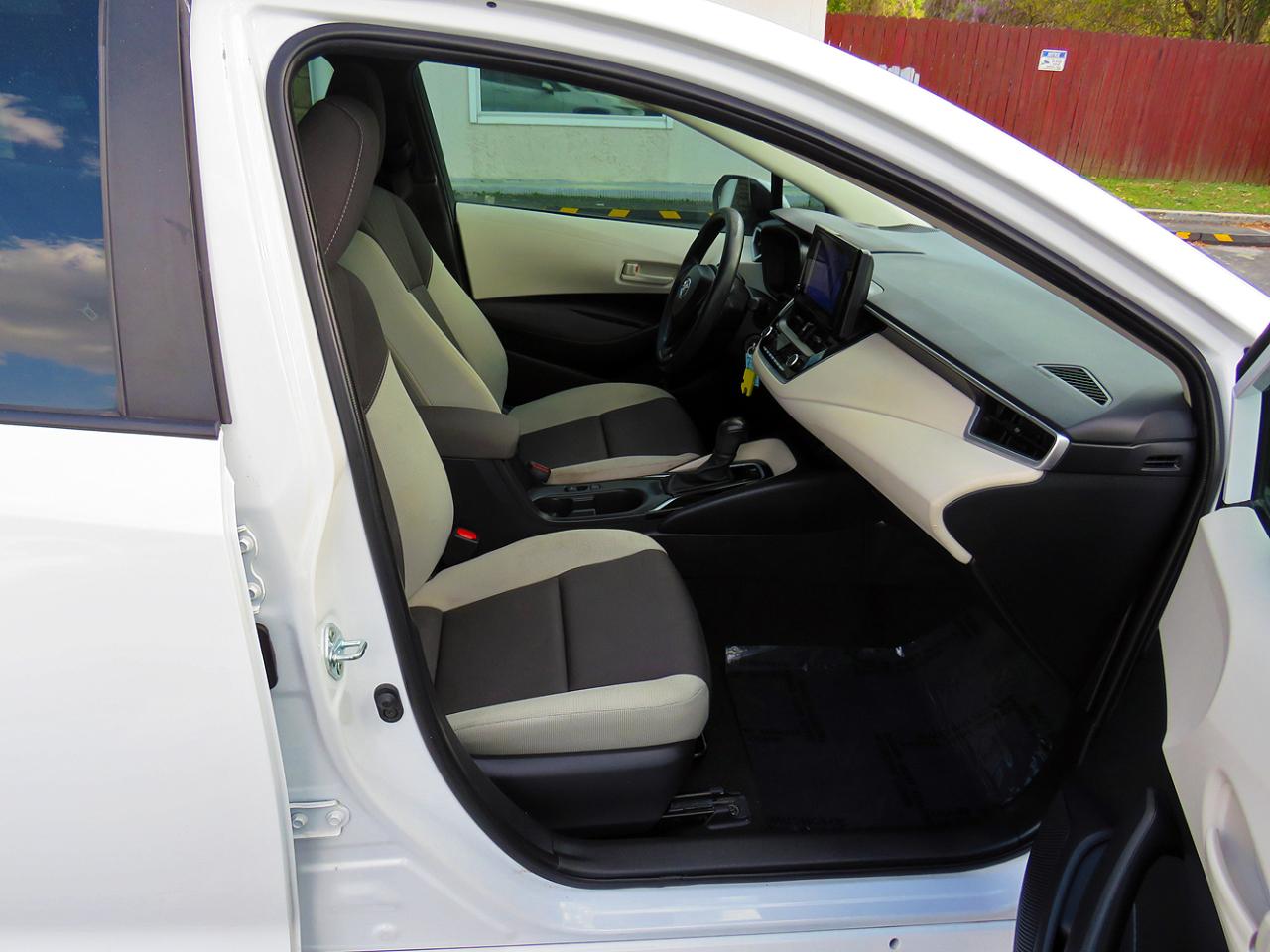 Toyota Corolla LE CVT (Natl) 2023