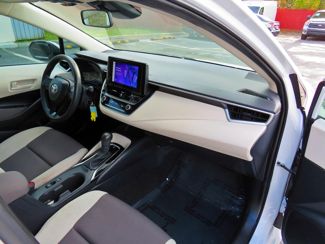 Toyota Corolla LE CVT (Natl) 2023