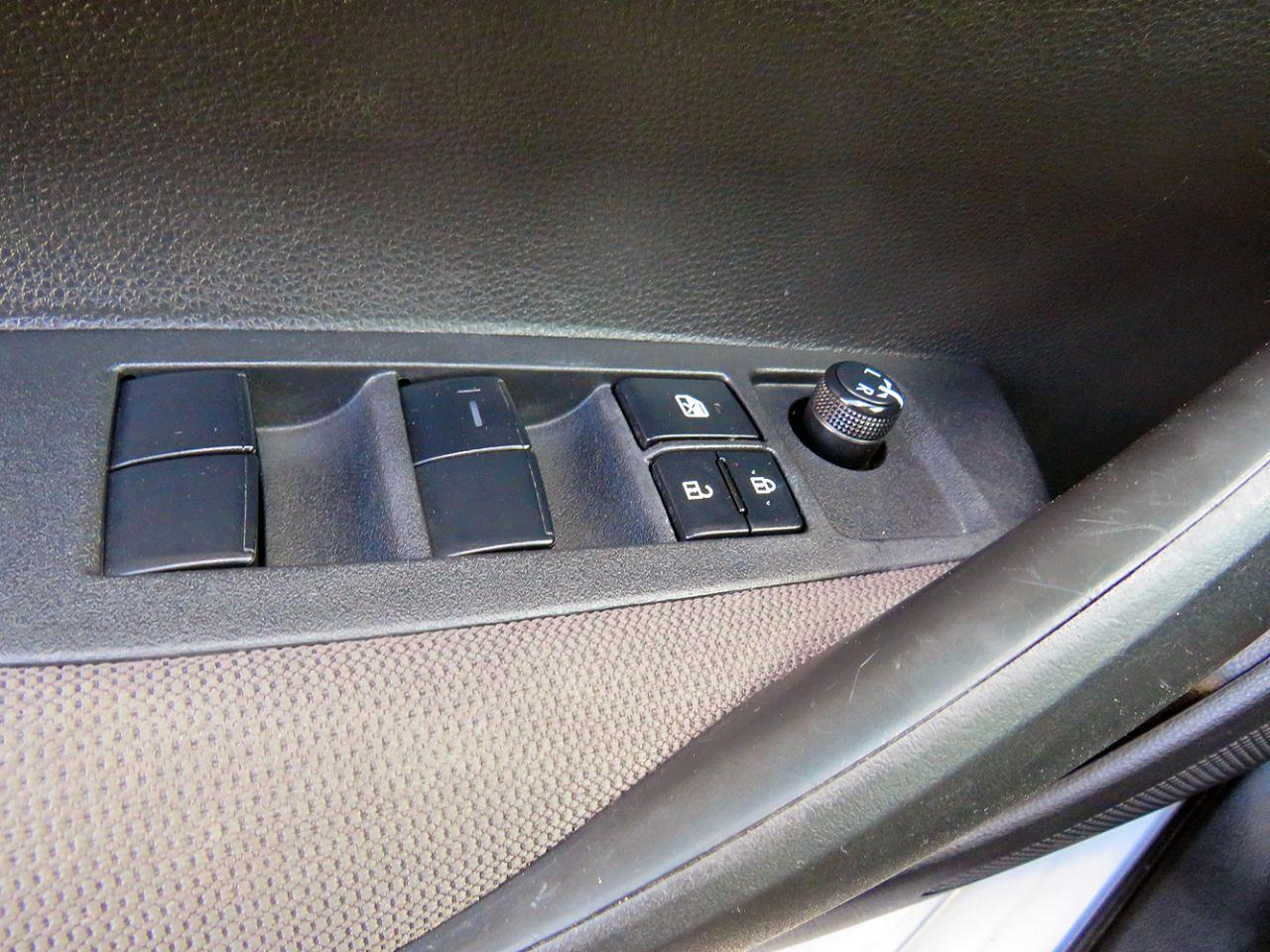 Toyota Corolla LE CVT (Natl) 2023