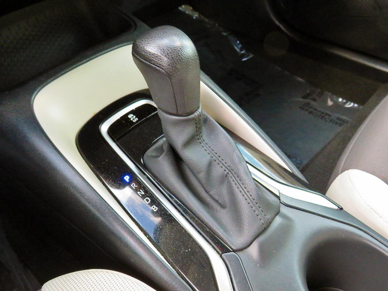 Toyota Corolla LE CVT (Natl) 2023