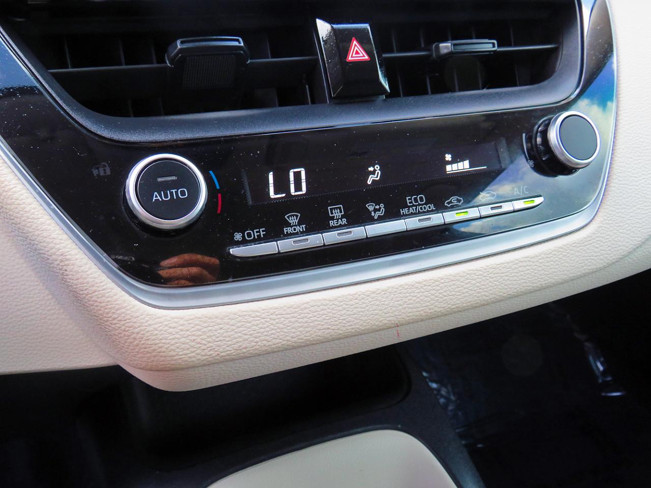 Toyota Corolla LE CVT (Natl) 2023