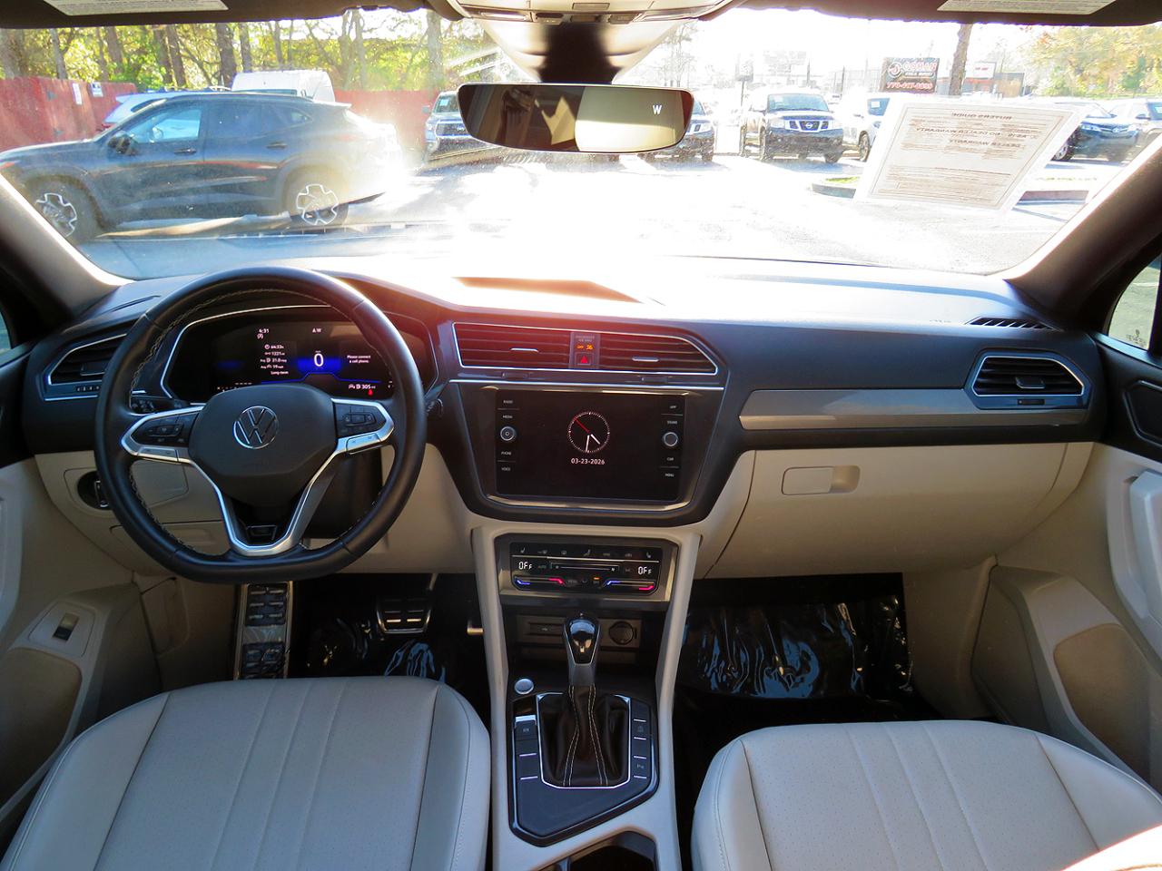 Volkswagen Tiguan 2.0T SE R-Line Black FWD 2023