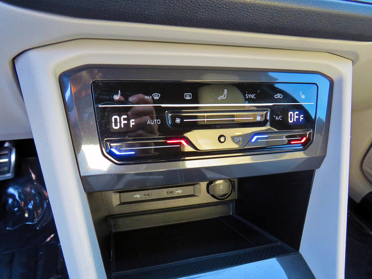 Volkswagen Tiguan 2.0T SE R-Line Black FWD 2023