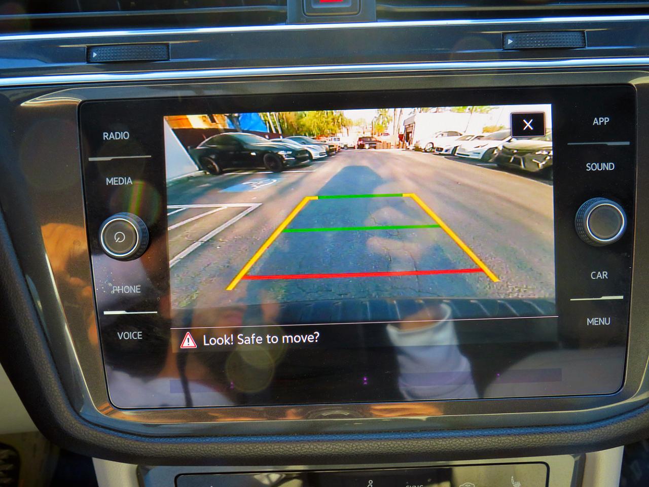 Volkswagen Tiguan 2.0T SE R-Line Black FWD 2023