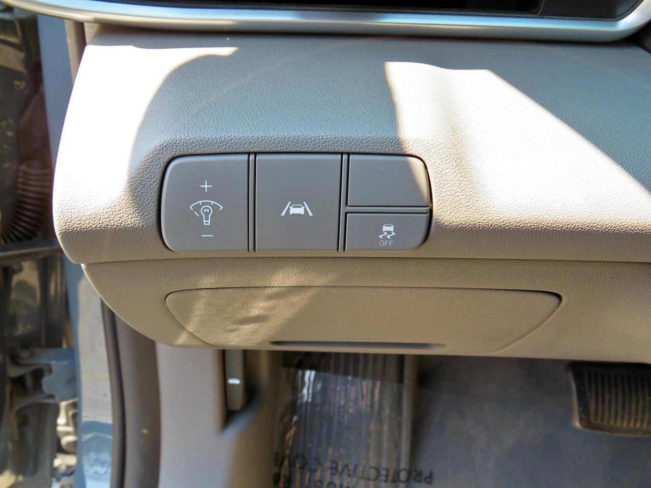 Hyundai Elantra SEL IVT *Ltd Avail* 2021