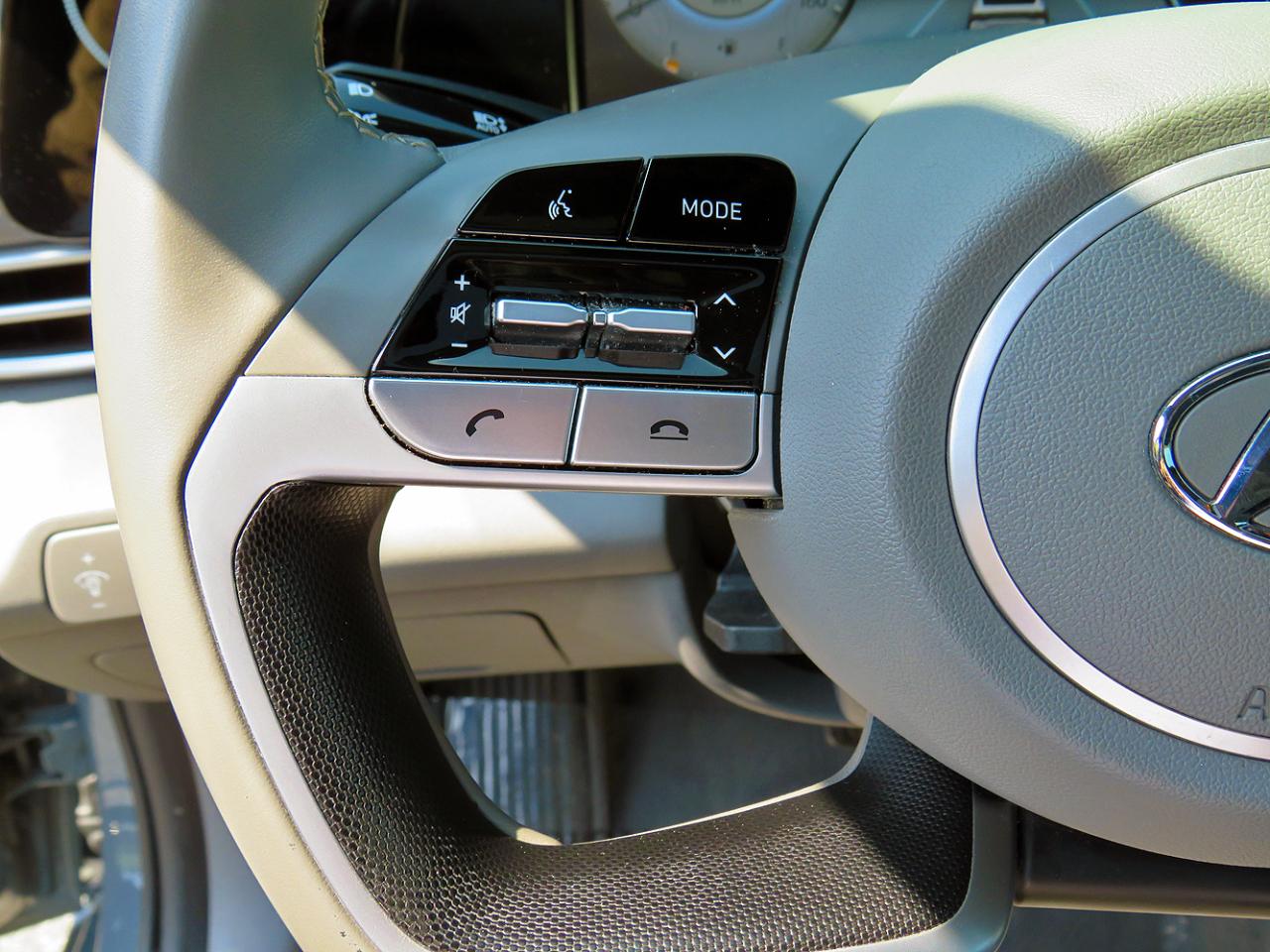 Hyundai Elantra SEL IVT *Ltd Avail* 2021