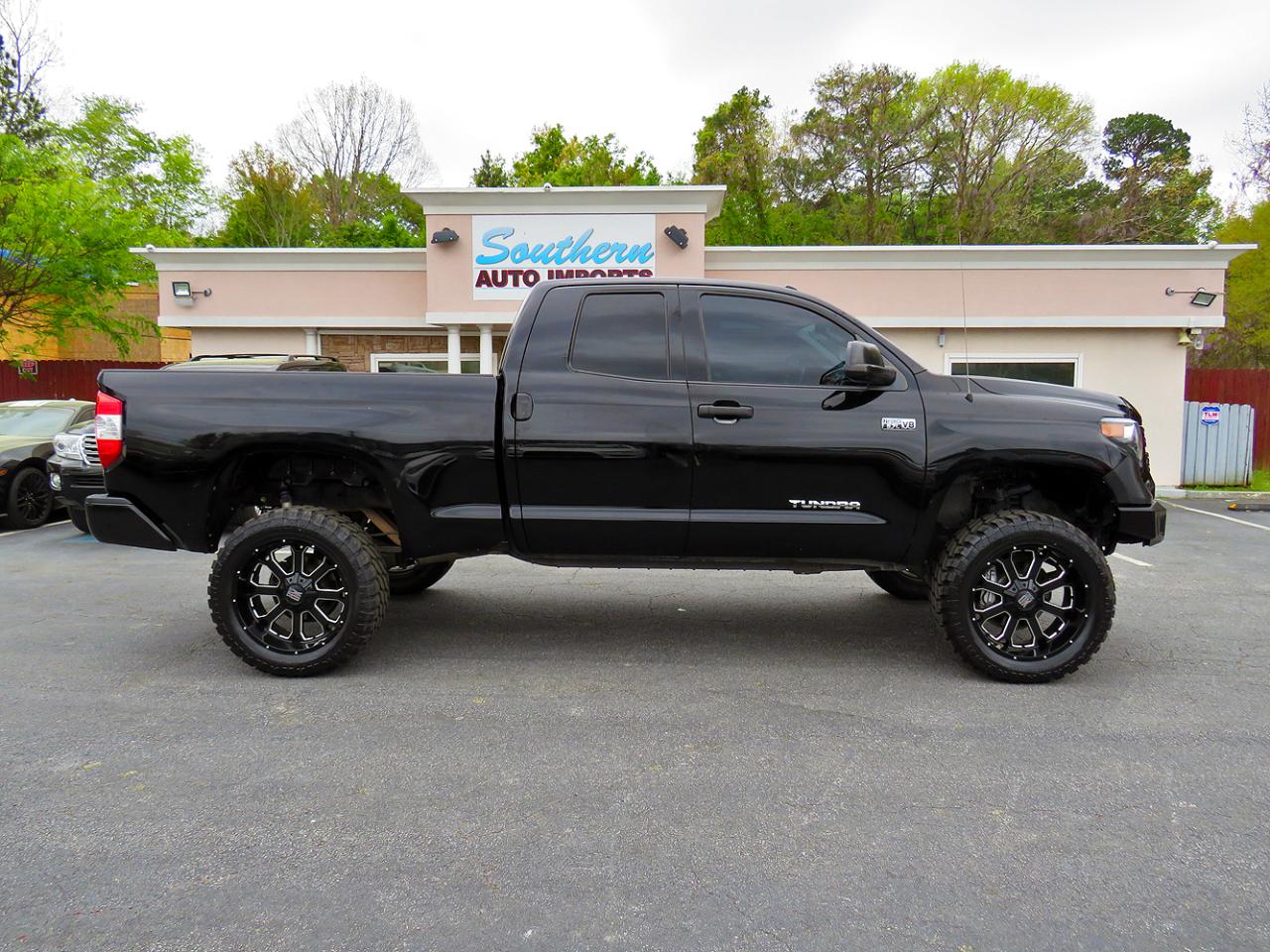 Toyota Tundra 4WD Truck CrewMax 4.6L V8 6-Spd AT SR5 (Natl) 2015