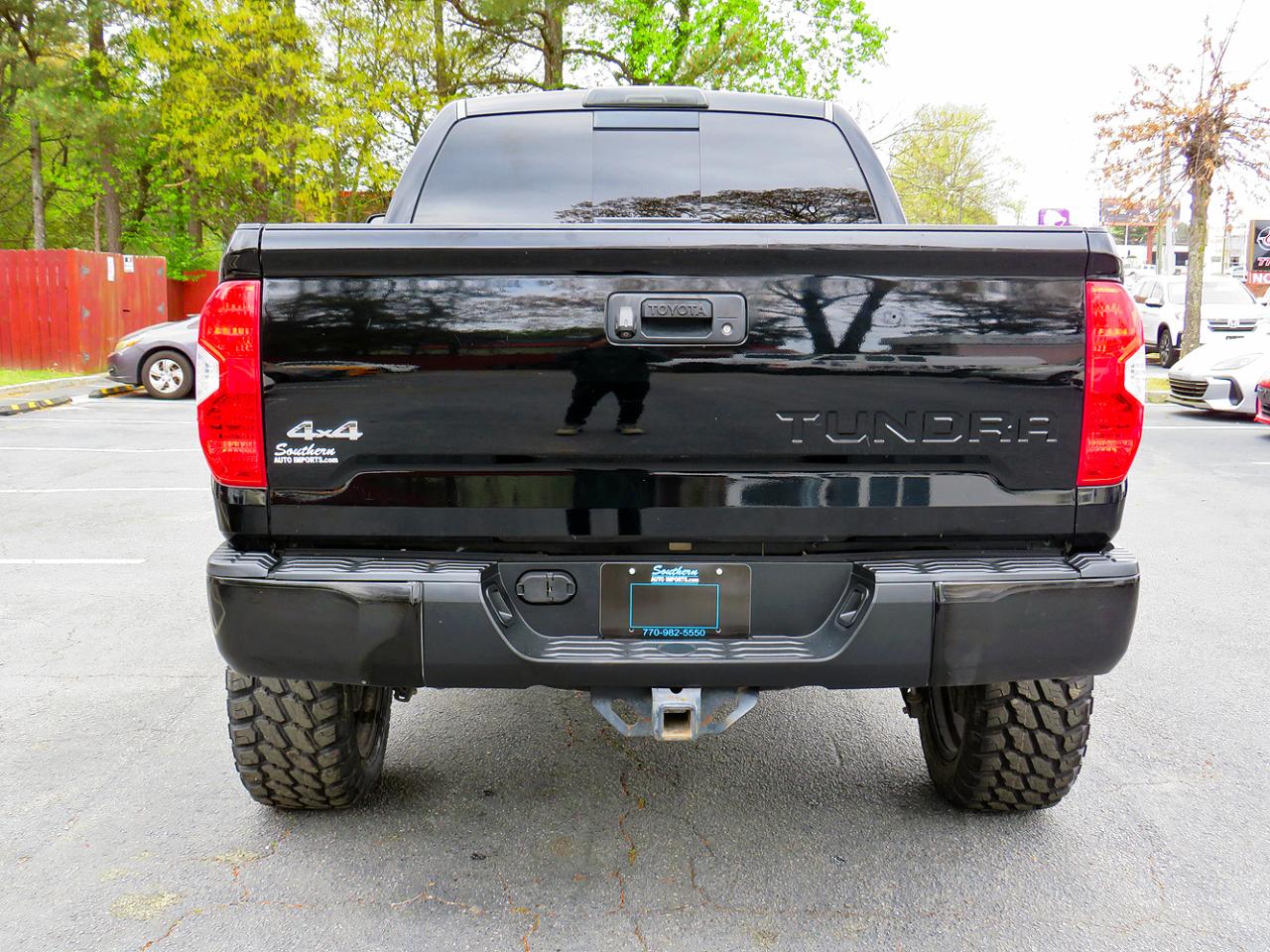 Toyota Tundra 4WD Truck CrewMax 4.6L V8 6-Spd AT SR5 (Natl) 2015