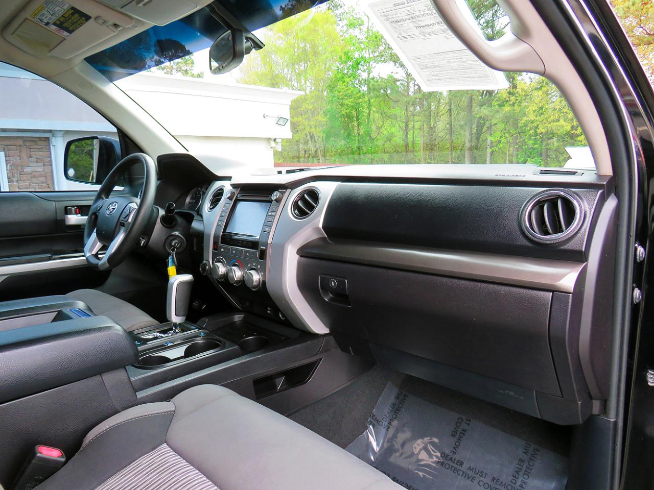 Toyota Tundra 4WD Truck CrewMax 4.6L V8 6-Spd AT SR5 (Natl) 2015