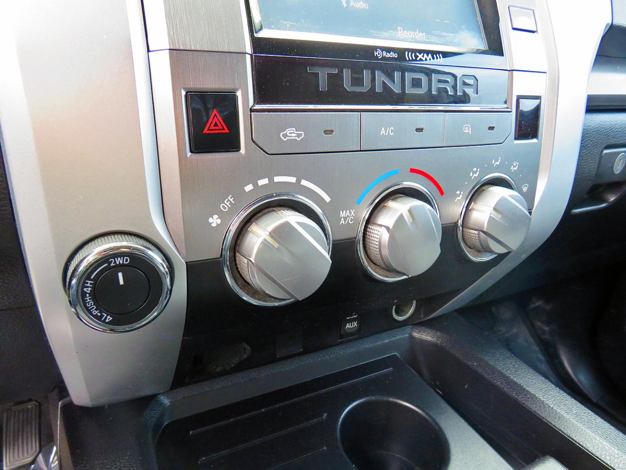 Toyota Tundra 4WD Truck CrewMax 4.6L V8 6-Spd AT SR5 (Natl) 2015