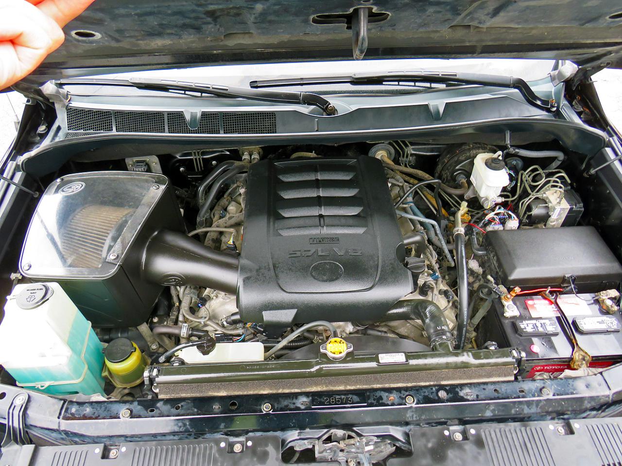 Toyota Tundra 4WD Truck CrewMax 4.6L V8 6-Spd AT SR5 (Natl) 2015