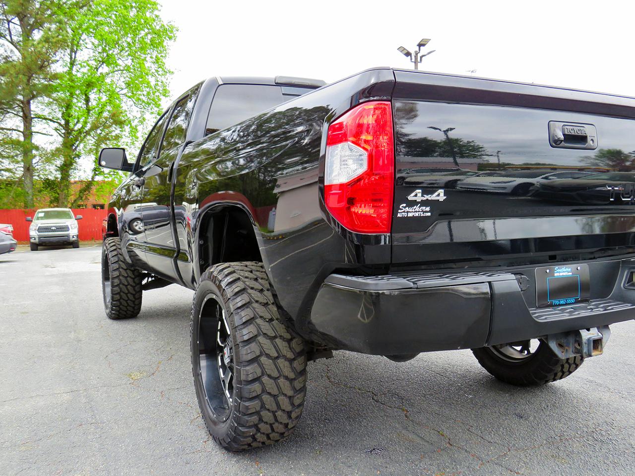 Toyota Tundra 4WD Truck CrewMax 4.6L V8 6-Spd AT SR5 (Natl) 2015