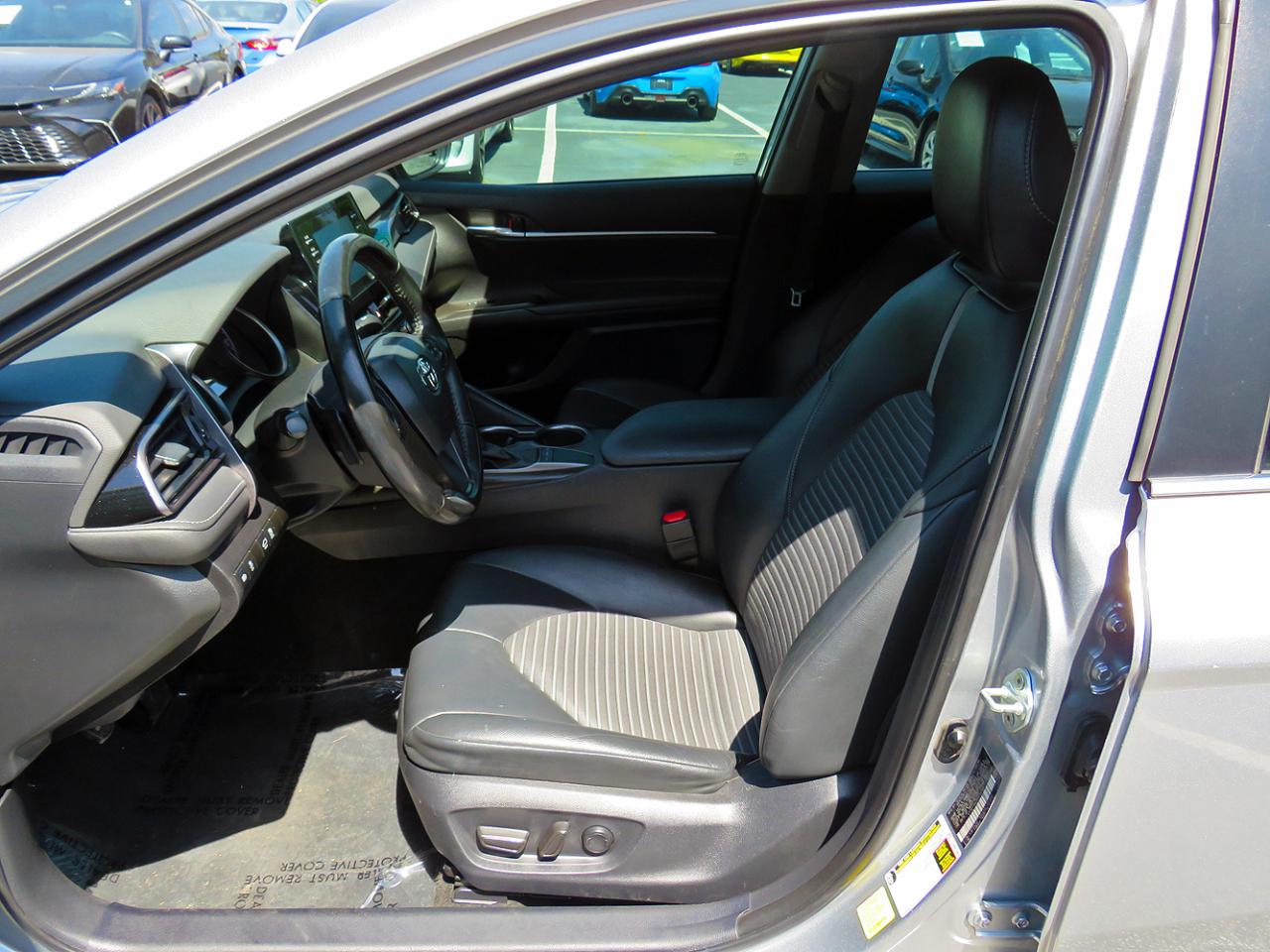 Toyota Camry SE Auto (Natl) 2023