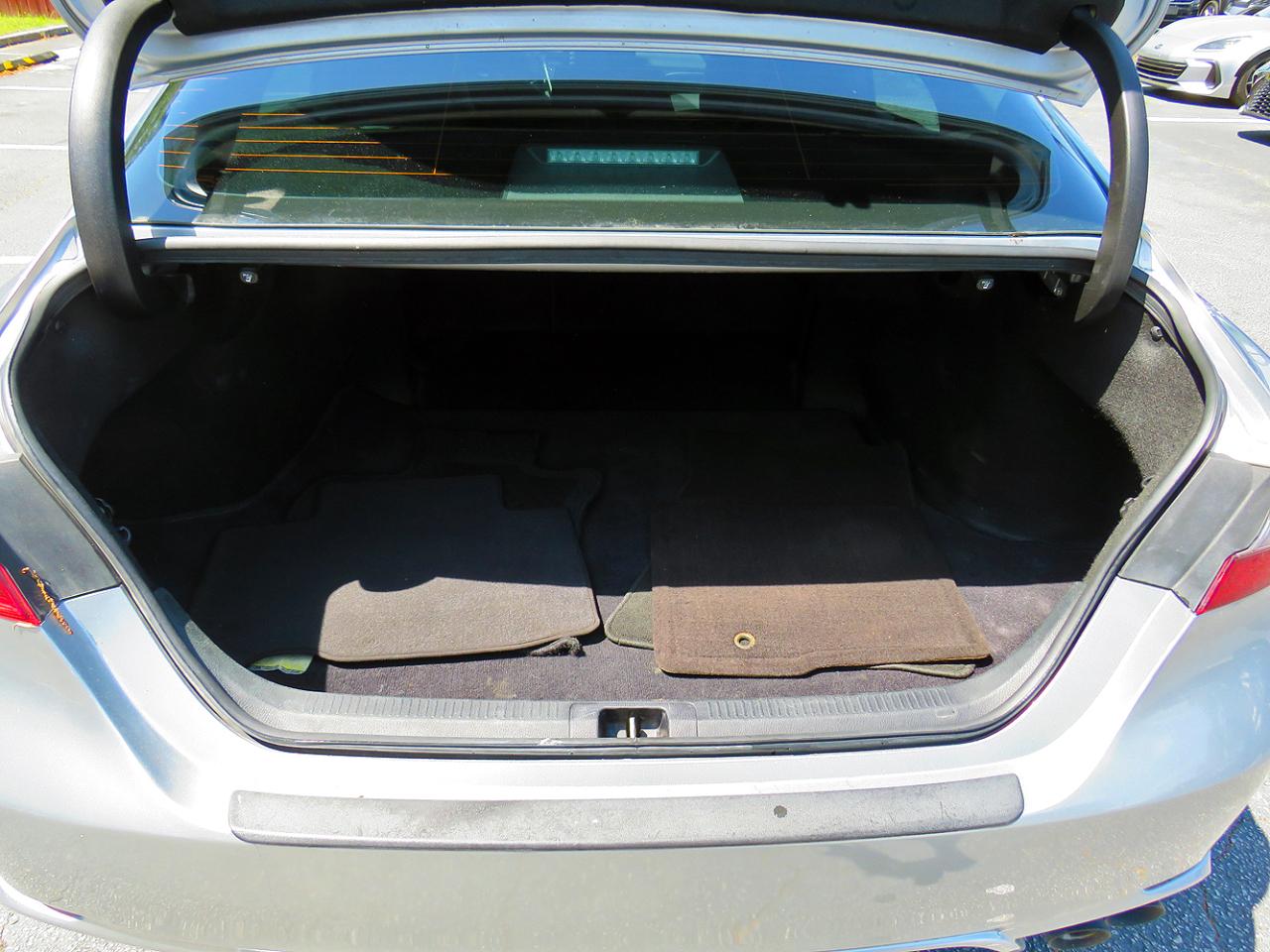 Toyota Camry SE Auto (Natl) 2023