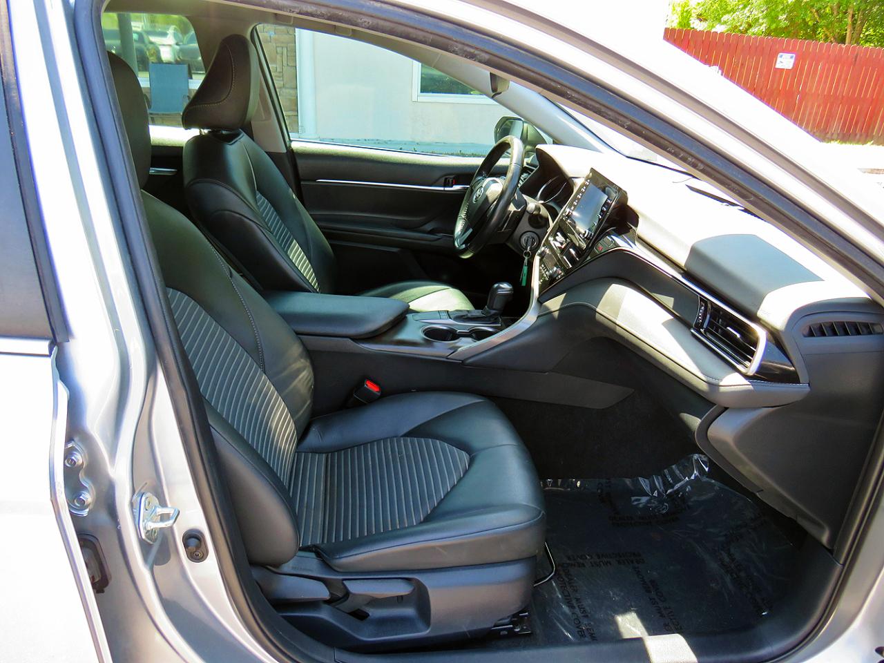 Toyota Camry SE Auto (Natl) 2023