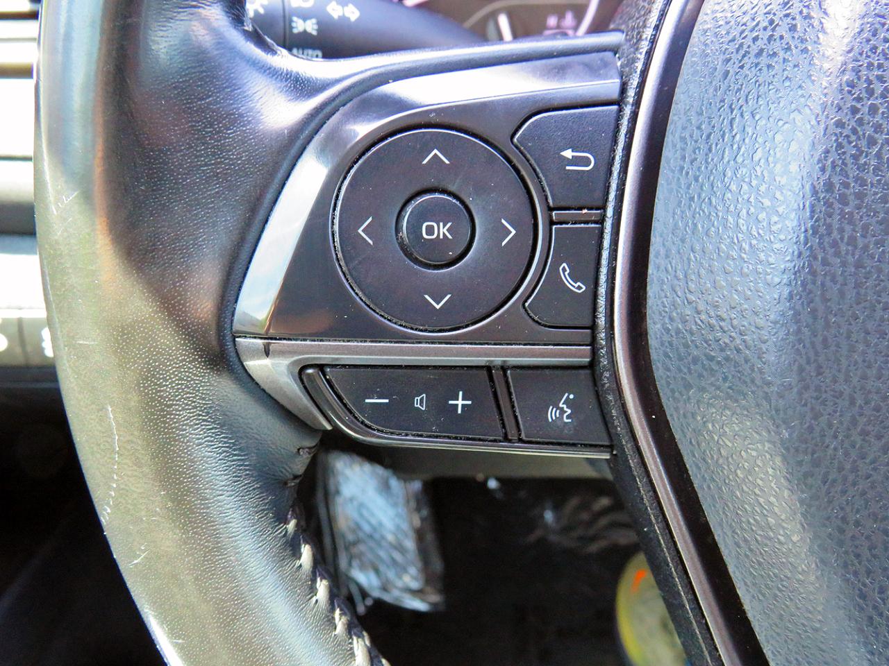 Toyota Camry SE Auto (Natl) 2023