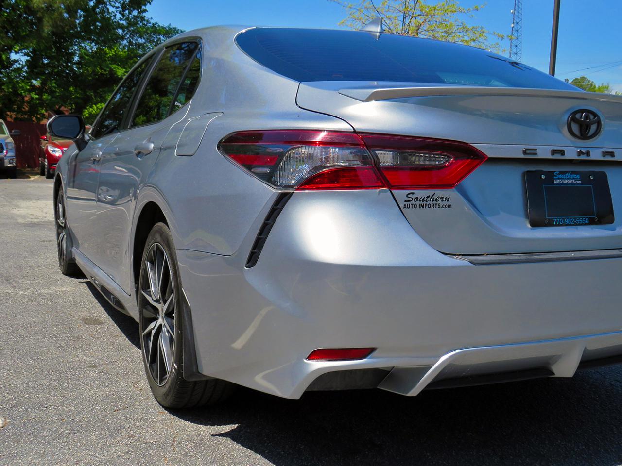 Toyota Camry SE Auto (Natl) 2023