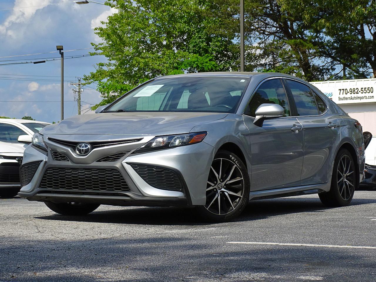Toyota Camry SE Auto (Natl) 2023