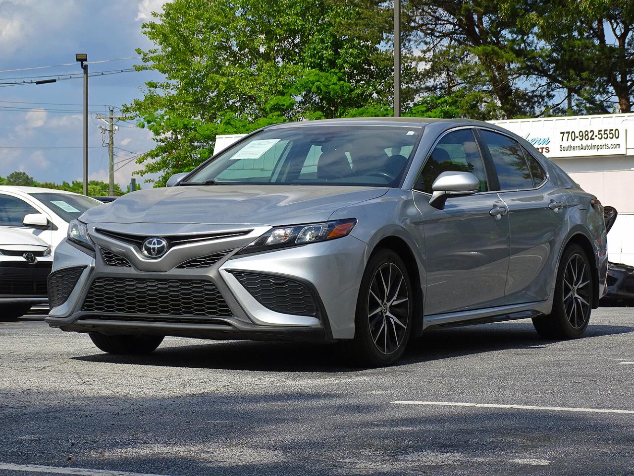 Toyota Camry SE Auto (Natl) 2023