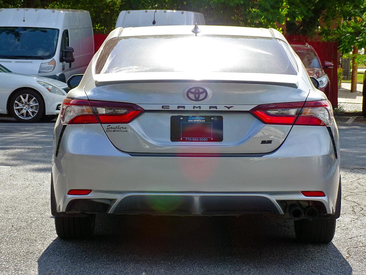 Toyota Camry SE Auto (Natl) 2023