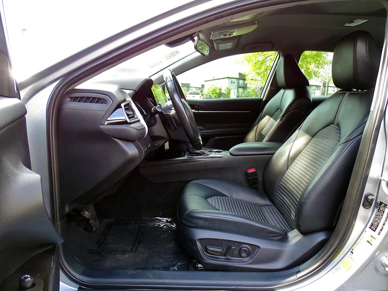 Toyota Camry SE Auto (Natl) 2023