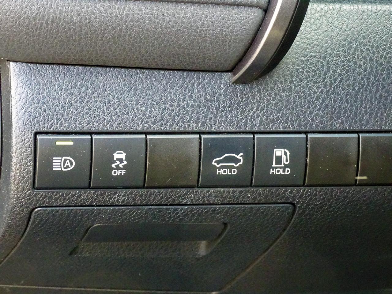 Toyota Camry SE Auto (Natl) 2023