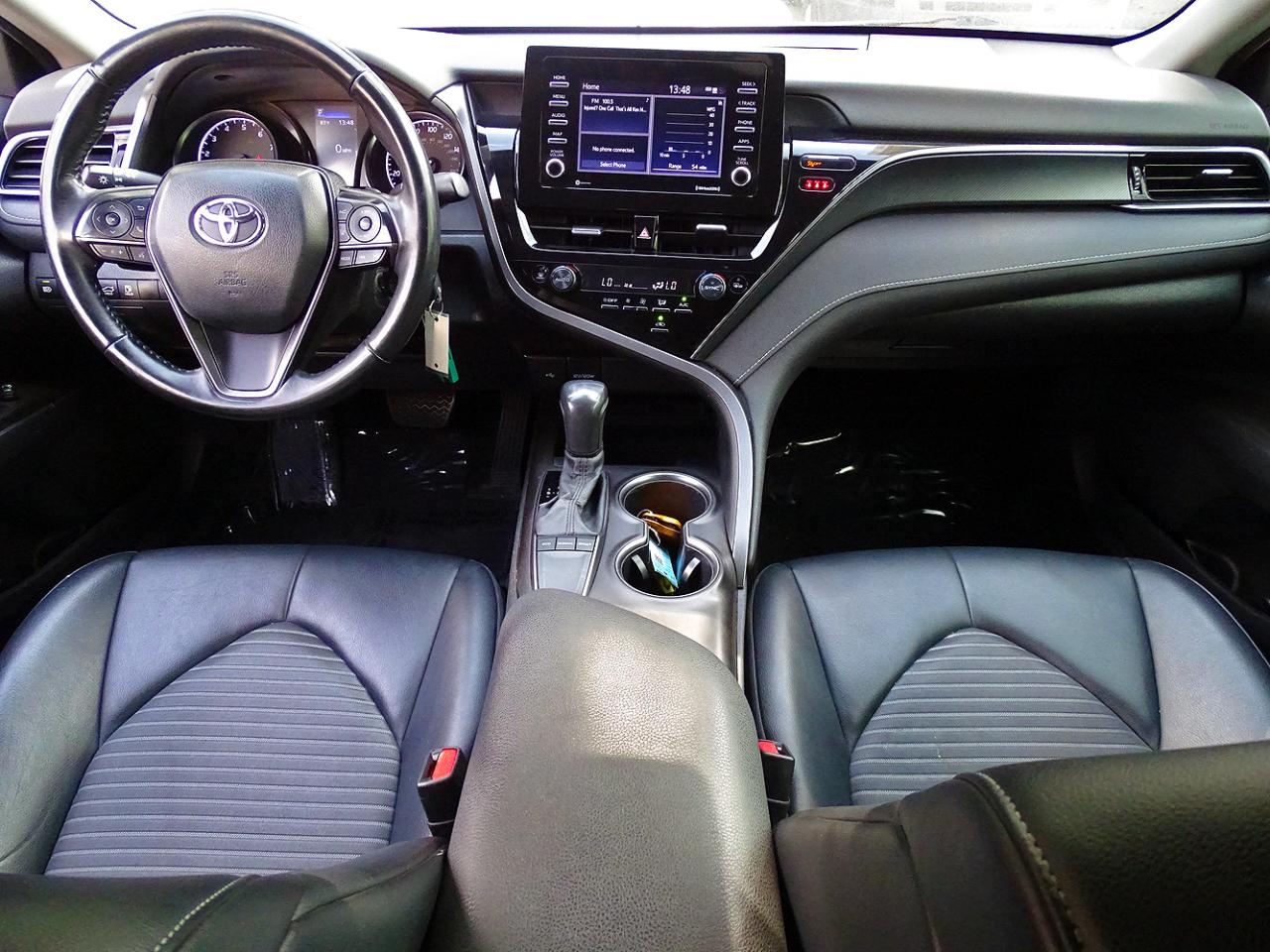 Toyota Camry SE Auto (Natl) 2023