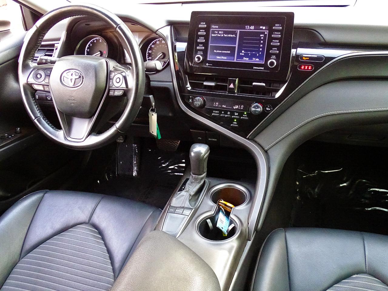 Toyota Camry SE Auto (Natl) 2023