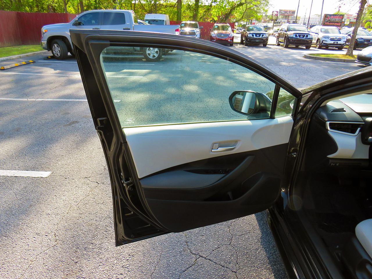 Toyota Corolla LE CVT (Natl) 2021