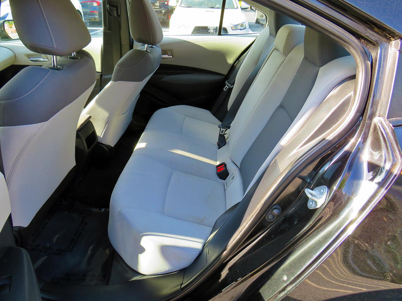 Toyota Corolla LE CVT (Natl) 2021