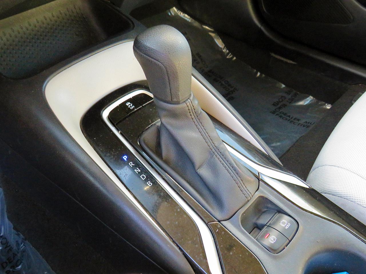 Toyota Corolla LE CVT (Natl) 2021