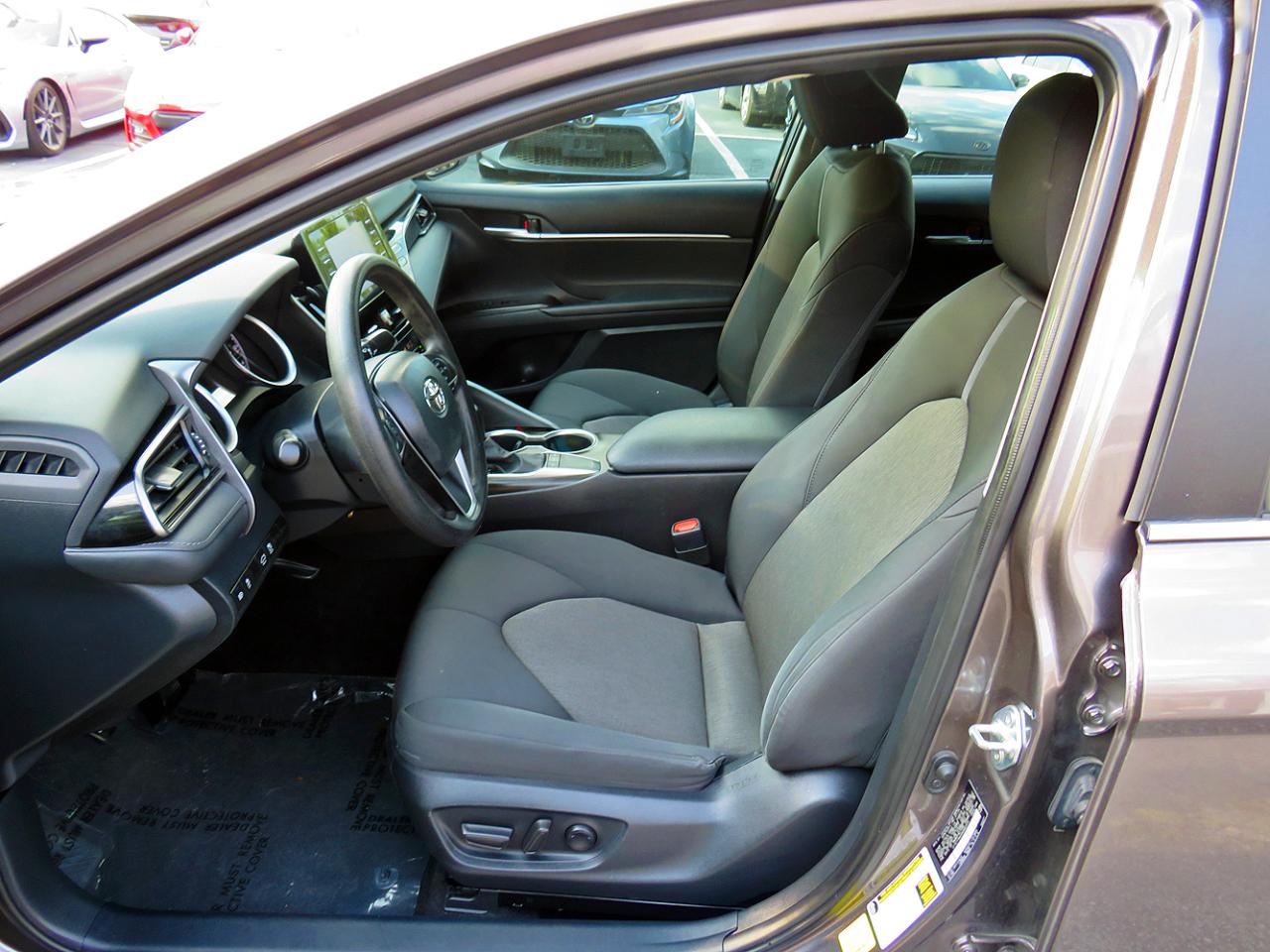 Toyota Camry LE Auto (Natl) 2024