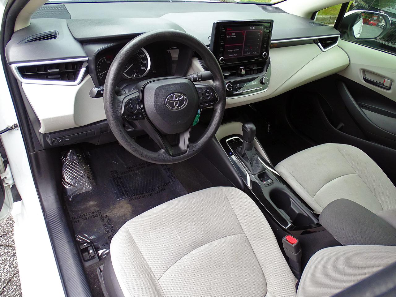 Toyota Corolla LE CVT (Natl) 2022