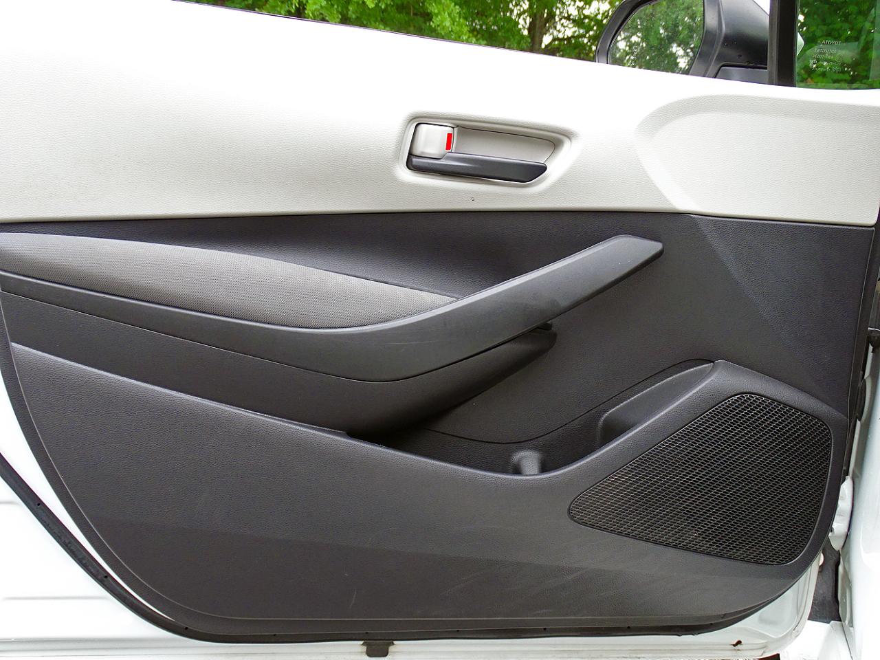 Toyota Corolla LE CVT (Natl) 2022