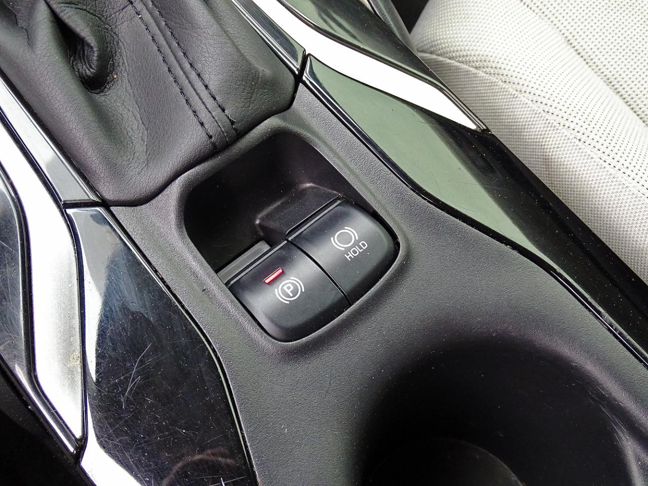 Toyota Corolla LE CVT (Natl) 2022