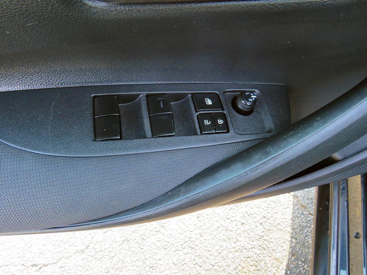 Toyota Corolla LE CVT (Natl) 2021