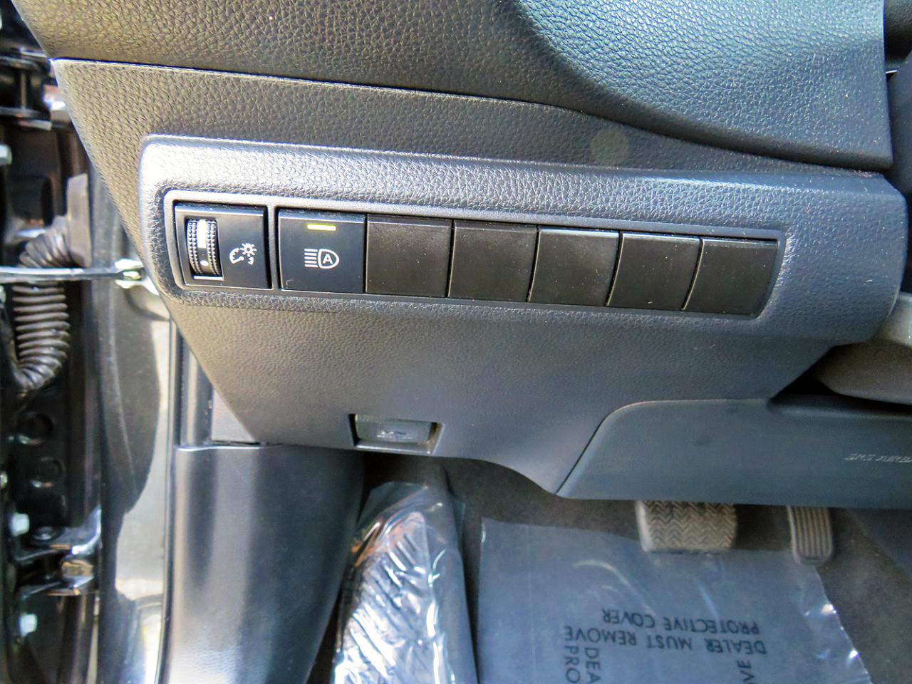 Toyota Corolla LE CVT (Natl) 2021