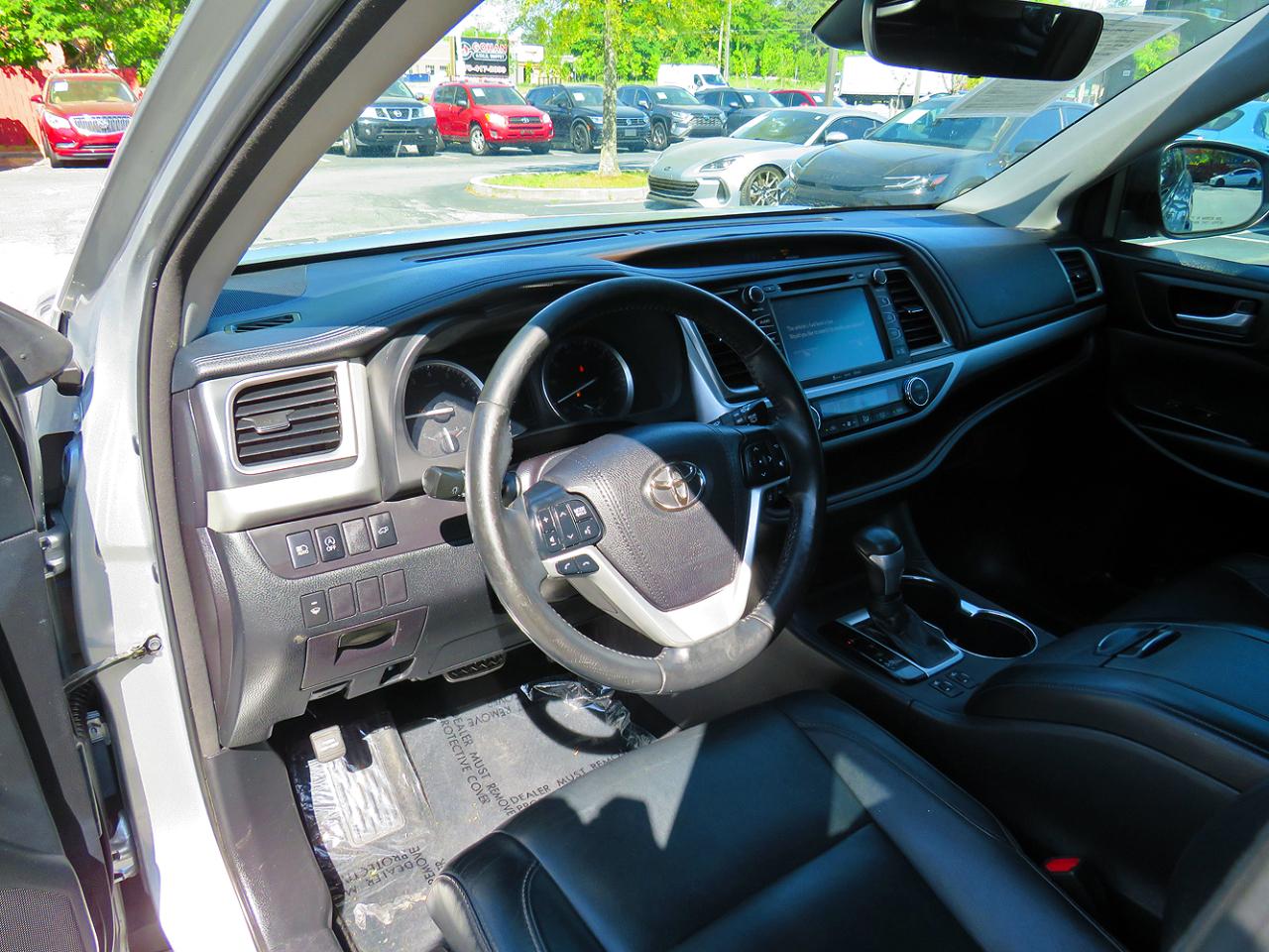 Toyota Highlander XLE V6 FWD (Natl) 2018