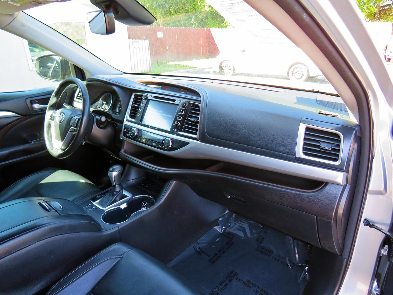 Toyota Highlander XLE V6 FWD (Natl) 2018