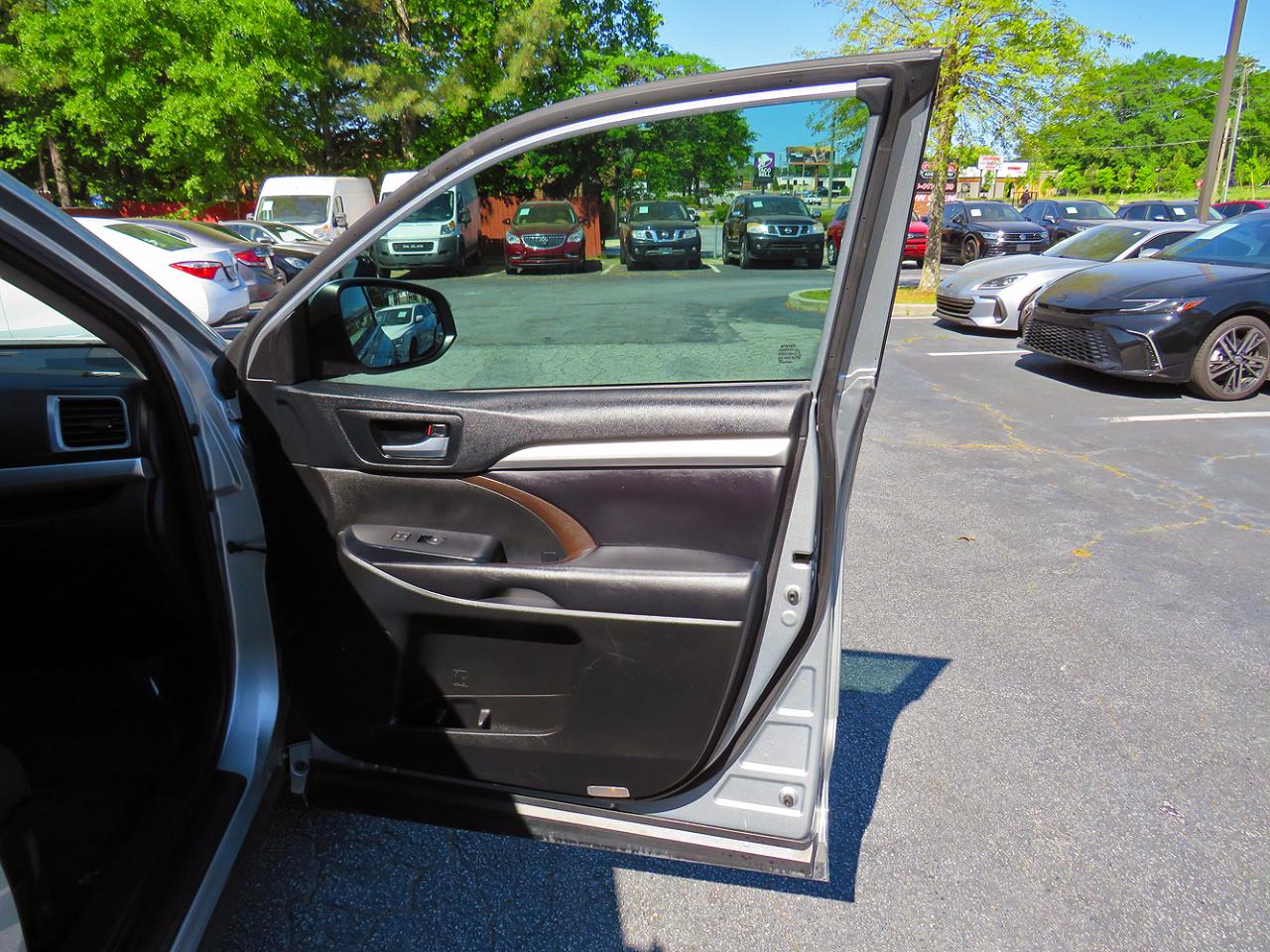 Toyota Highlander XLE V6 FWD (Natl) 2018