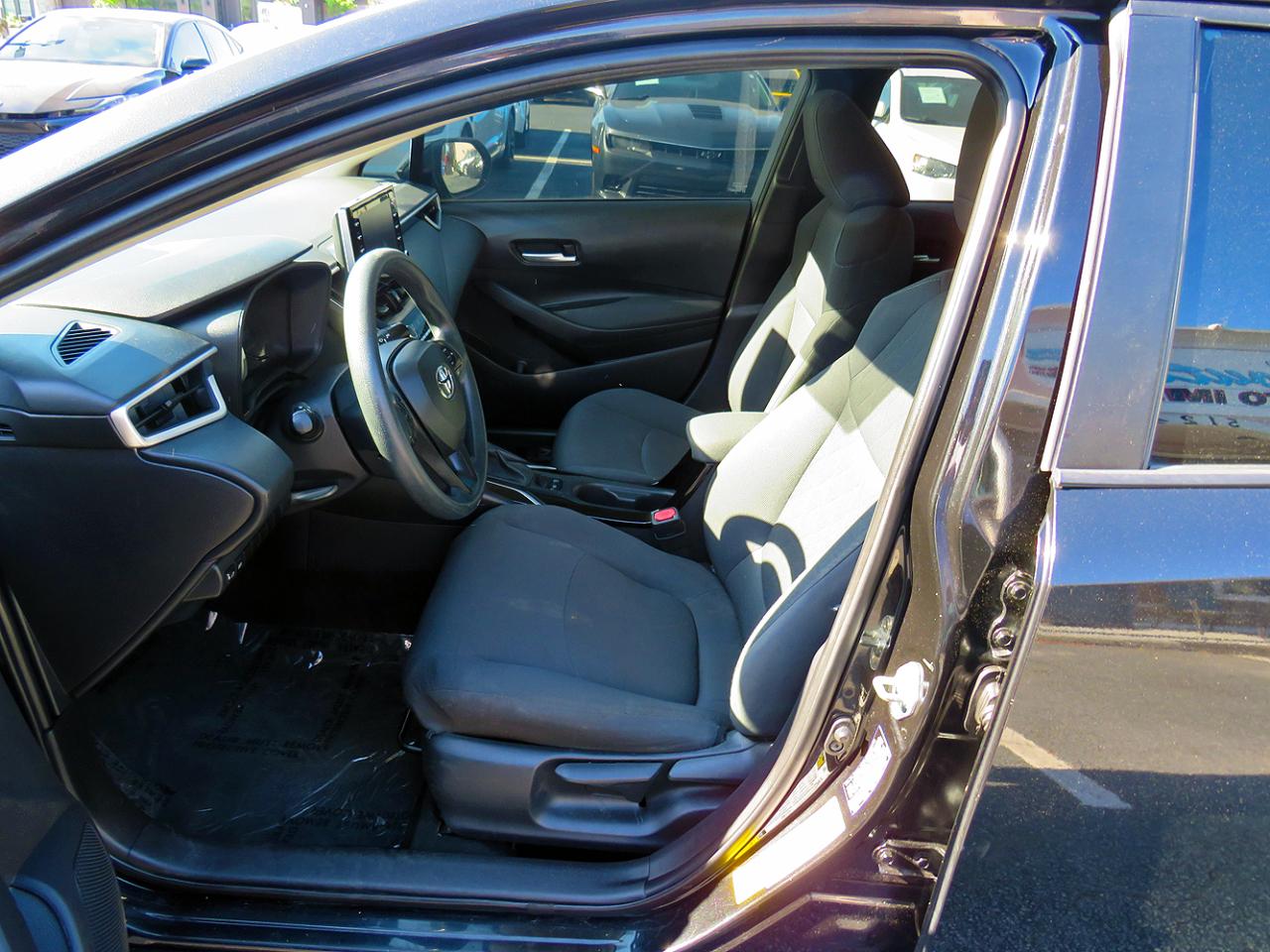 Toyota Corolla LE CVT (Natl) 2021
