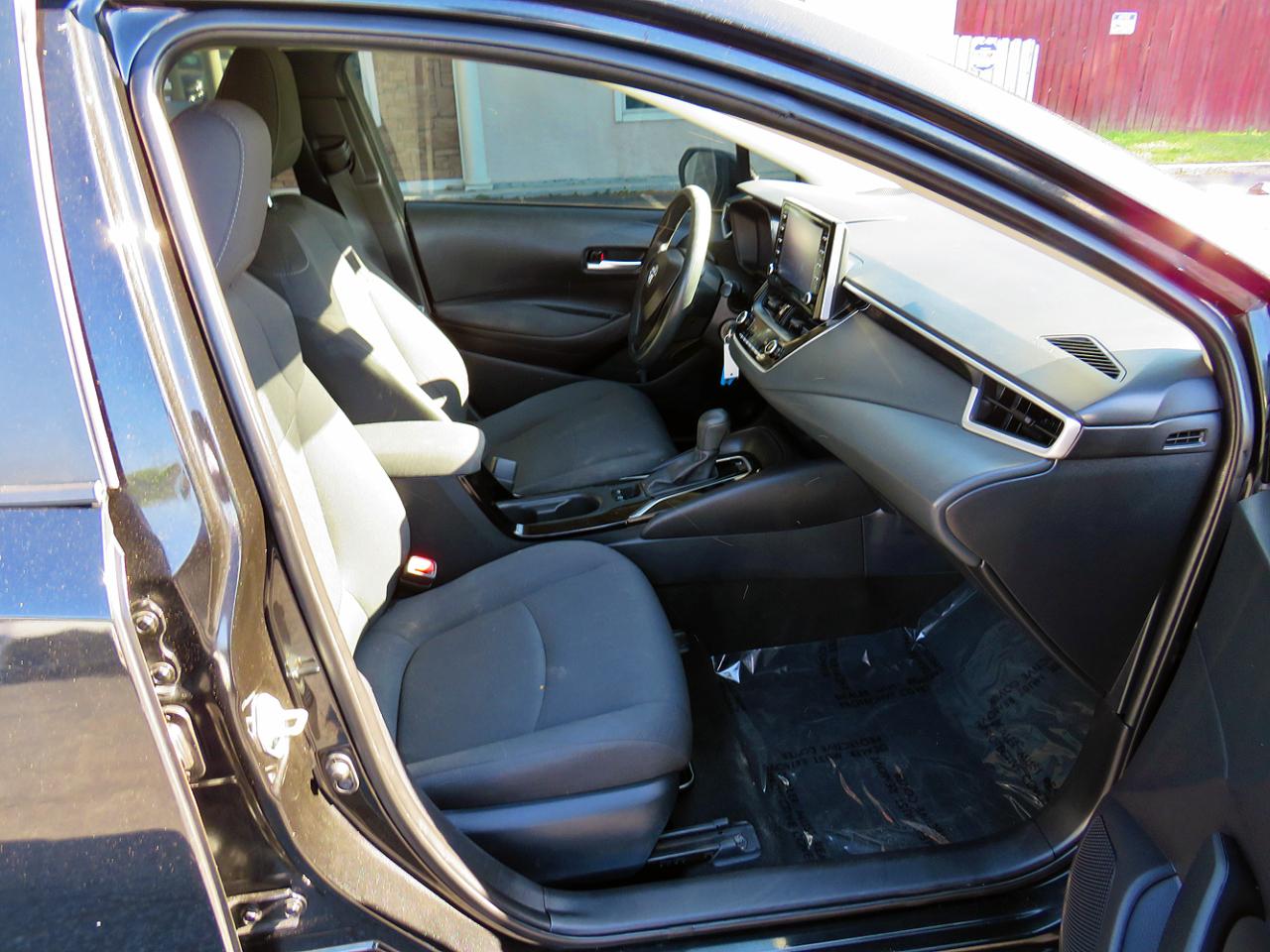 Toyota Corolla LE CVT (Natl) 2021