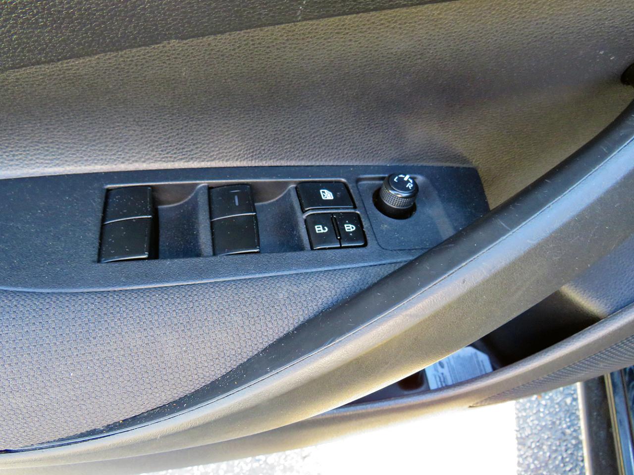 Toyota Corolla LE CVT (Natl) 2021