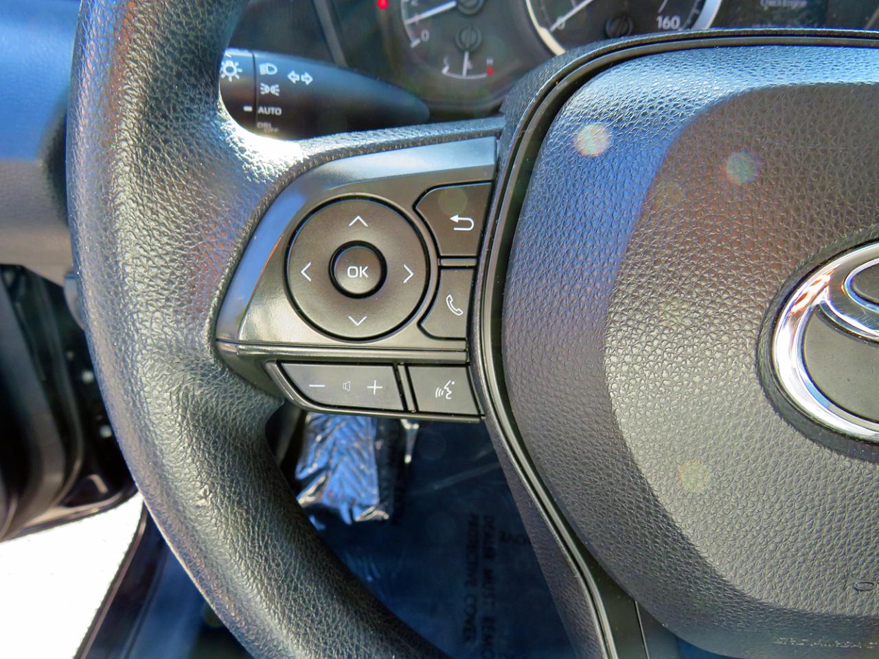 Toyota Corolla LE CVT (Natl) 2021