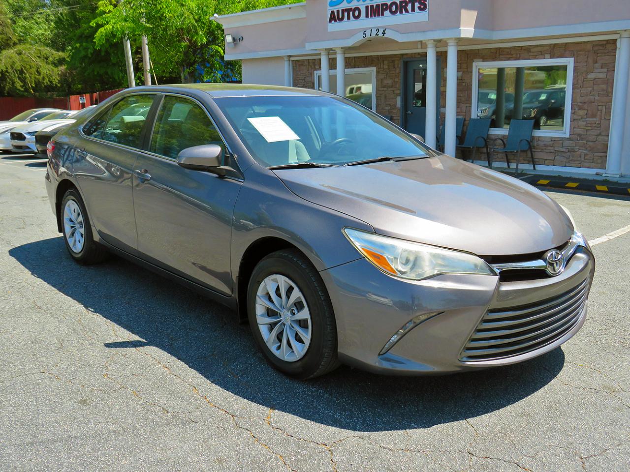Toyota Camry SE 2017
