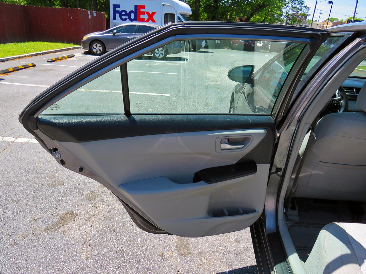 Toyota Camry SE 2017