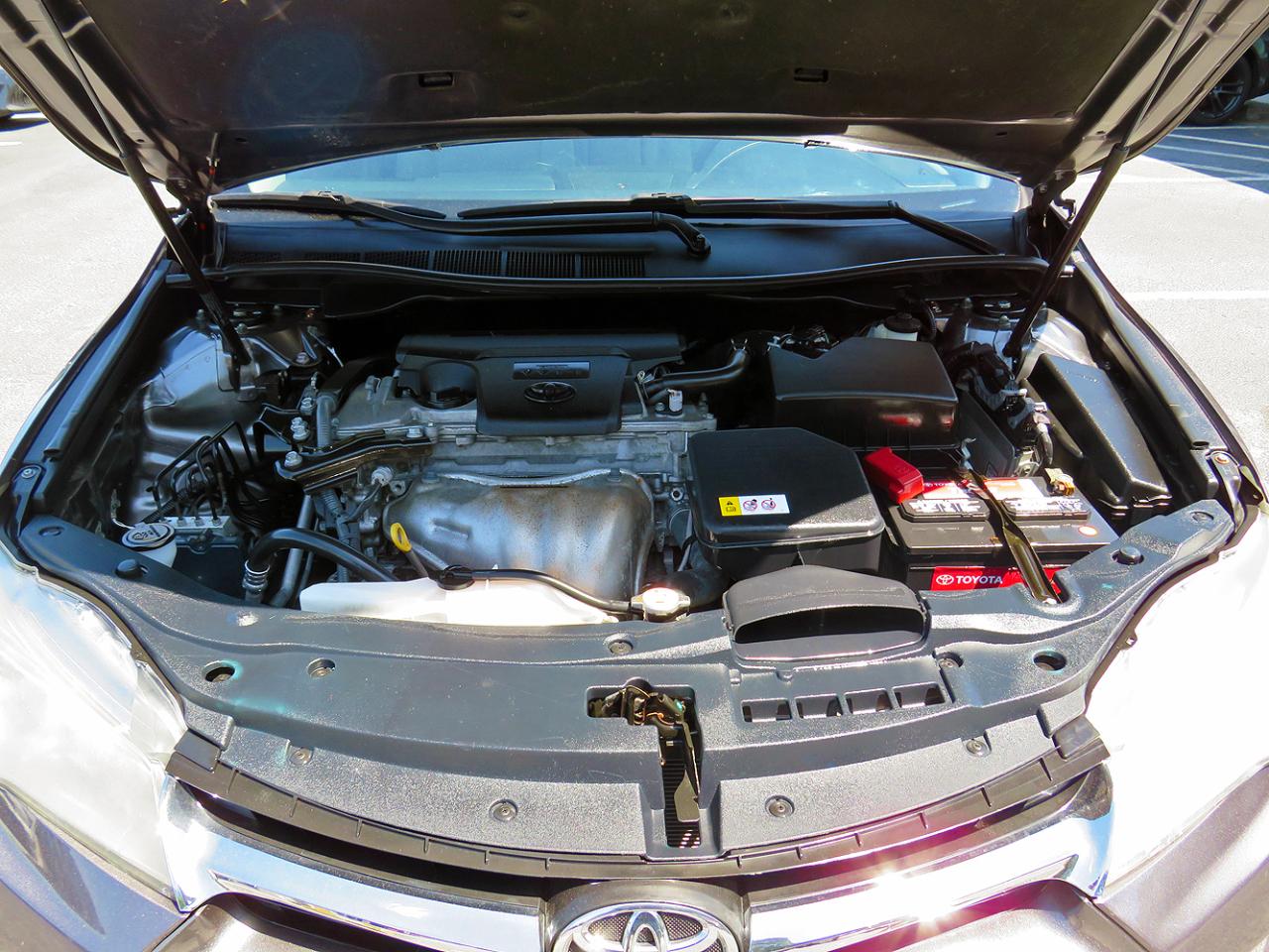 Toyota Camry SE 2017