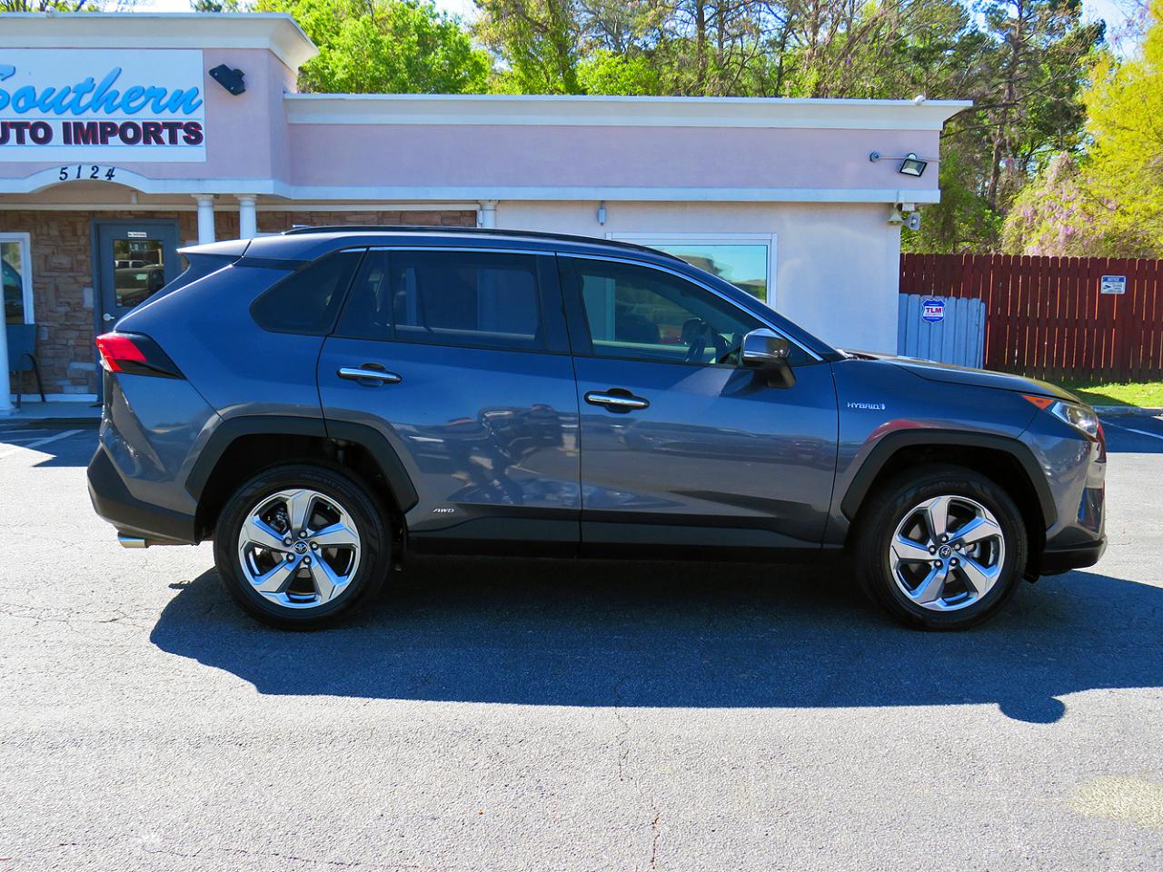 Toyota RAV4 Hybrid Limited AWD (Natl) 2019